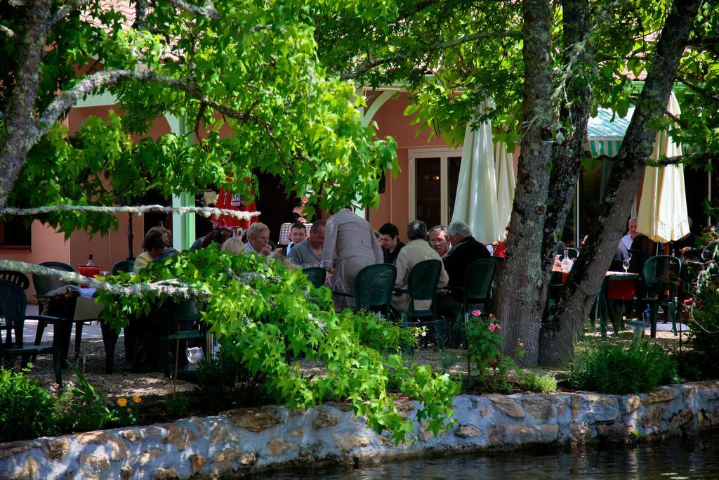 Hotel Domaine Du Roi Kysmar Villandraut Exterior foto
