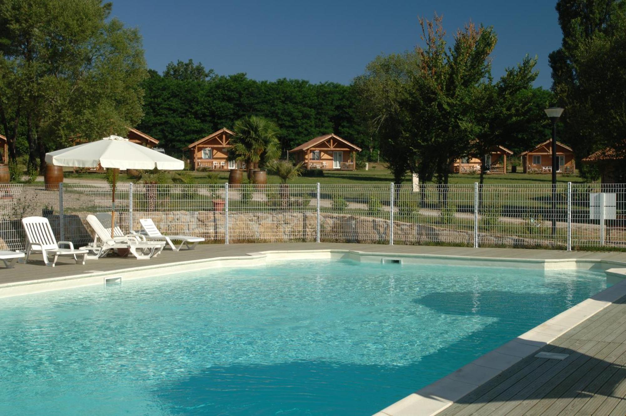 Hotel Domaine Du Roi Kysmar Villandraut Exterior foto